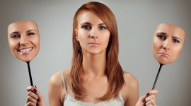 10 Warning Signs of Bipolar Disorder: Depression and Mania Symptoms