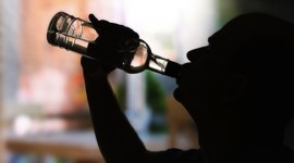 10 Signs of Alcohol Abuse: When Drinking Becomes a Problem